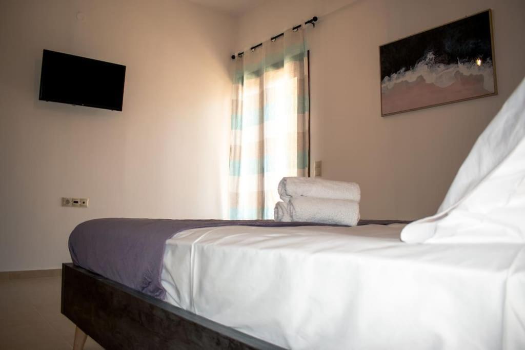Md Residence Near The Beach W Bbq And Private Parking Hersonissos  Bagian luar foto