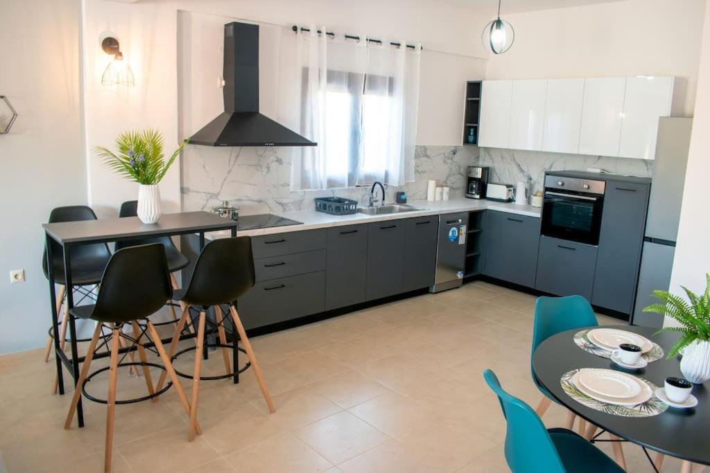 Md Residence Near The Beach W Bbq And Private Parking Hersonissos  Bagian luar foto