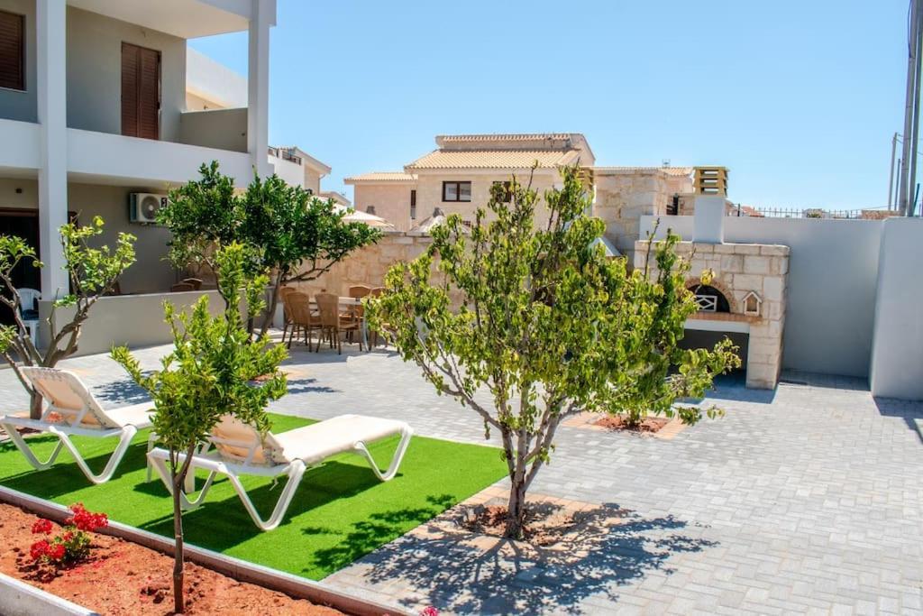 Md Residence Near The Beach W Bbq And Private Parking Hersonissos  Bagian luar foto